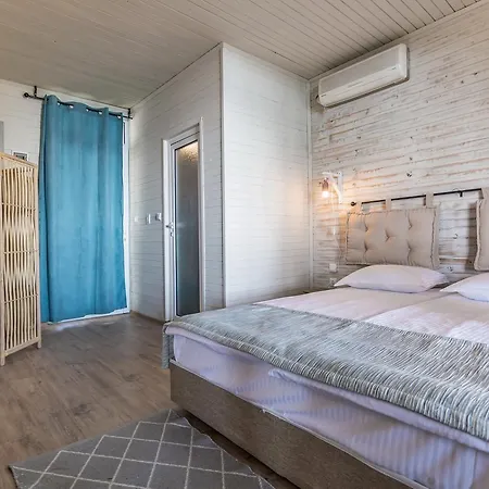 St Anastasia Отель