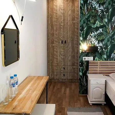 St Anastasia Μπουργκάς