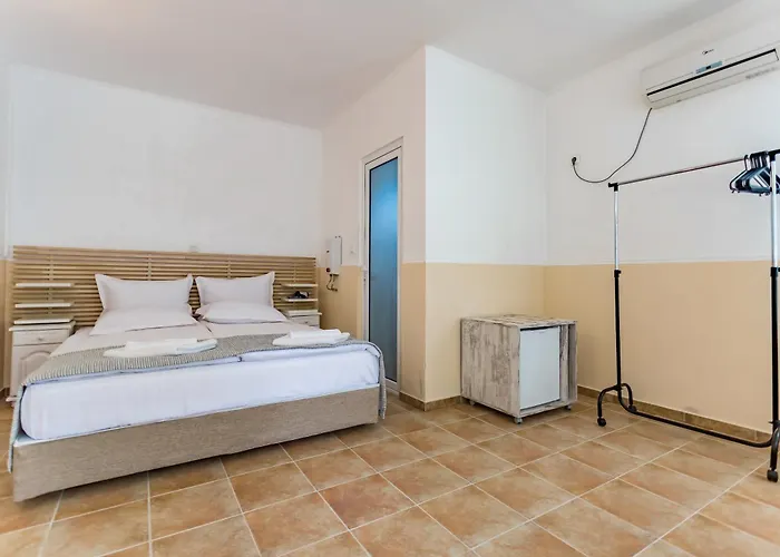 St Anastasia Хотел